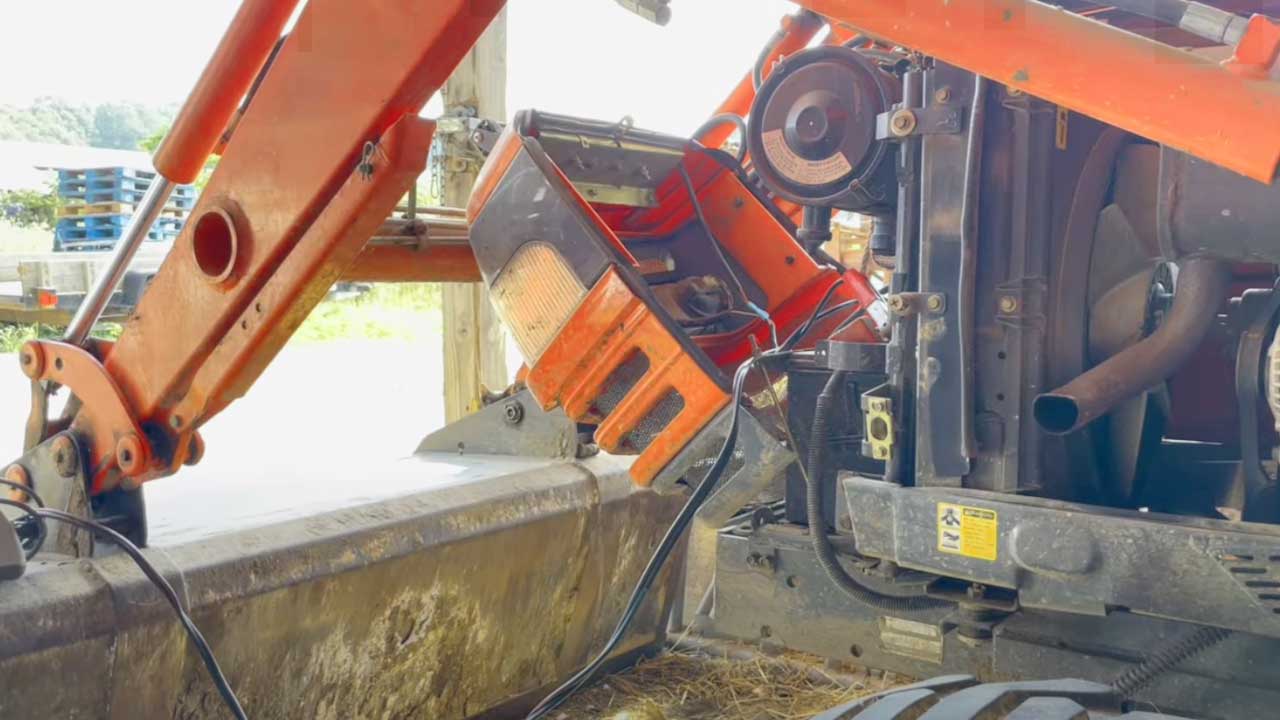 Qué verificar cuando un tractor no arranca